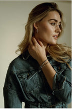 Charger l'image dans la galerie, eLiasz and eLLa Mineral Singlestrand Bracelet