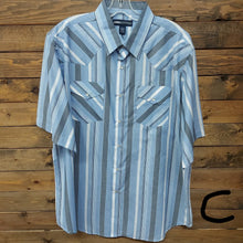 Charger l&#39;image dans la galerie, MWG Short Sleeved Snap Shirts
