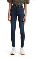 Load image into Gallery viewer, Levi&#39;s 721 High Rise Skinny Jean

