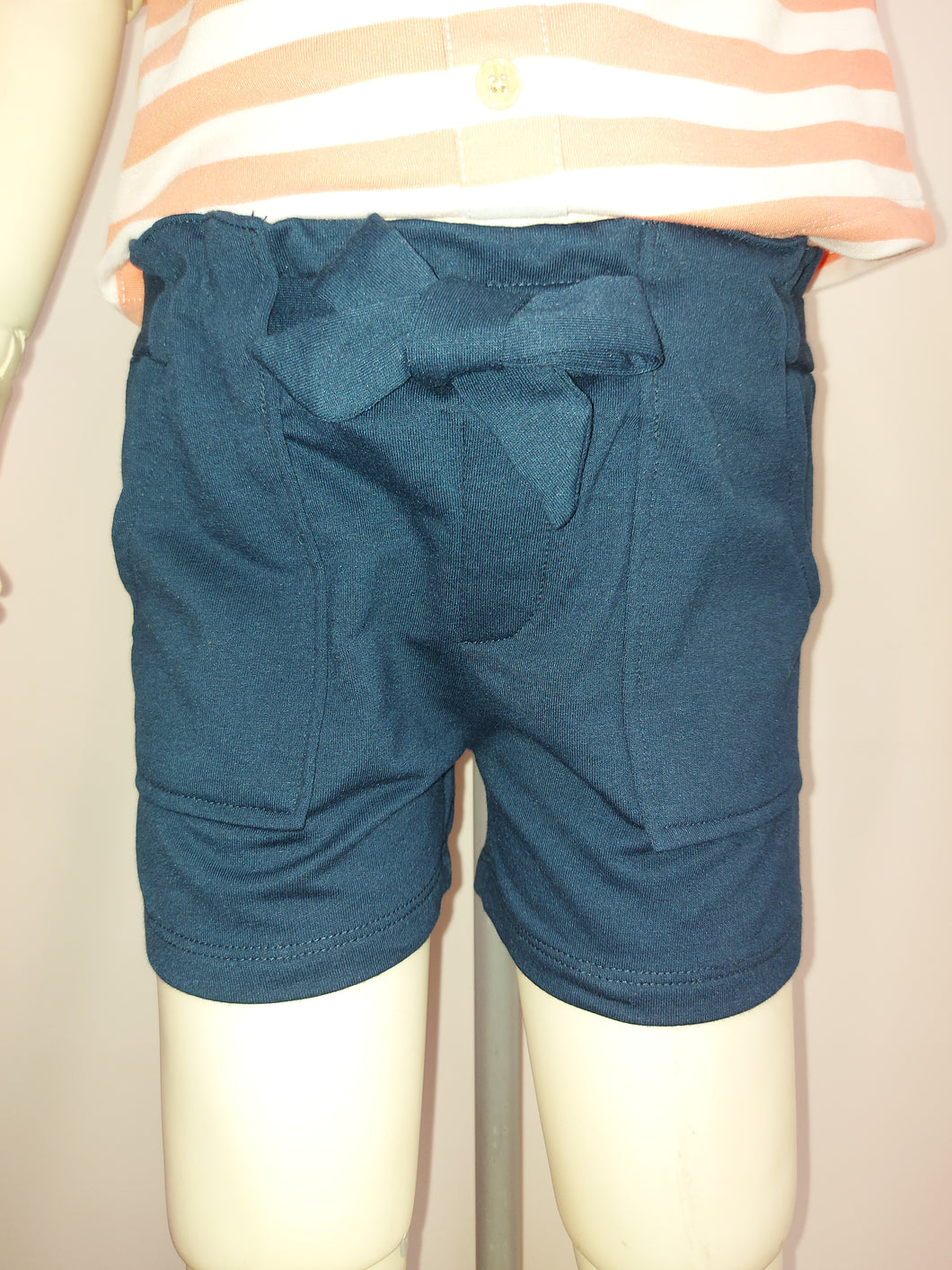 MID Shorts With Tie Front