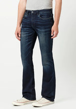 Charger l&#39;image dans la galerie, Buffalo Slim Bootcut King Jeans
