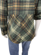 Load image into Gallery viewer, KerenHart Plaid Top With Button Detail
