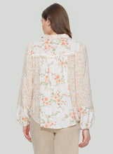 Load image into Gallery viewer, L Dex Button Front Blouse
