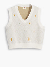 Load image into Gallery viewer, Levi Shelly Sweater Vest
